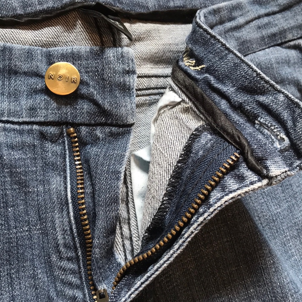 WHBM Flare Jeans - Picture 4 of 7